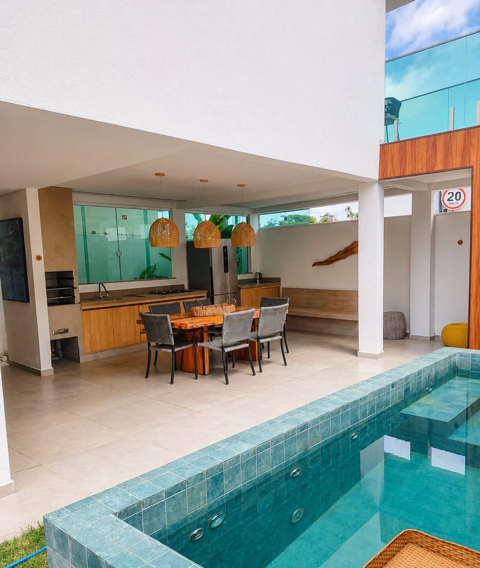 Casa Condomínio Prime com Piscina Privativa - Barreirinhas/MA | Private kitchen | Fridge, microwave, cookware/dishes/utensils, dining tables