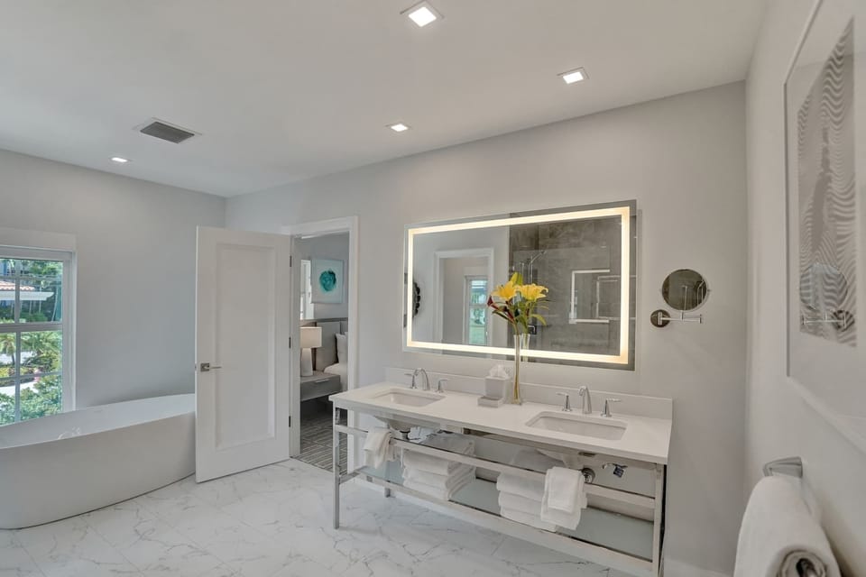 Luxury Single Room | Bathroom