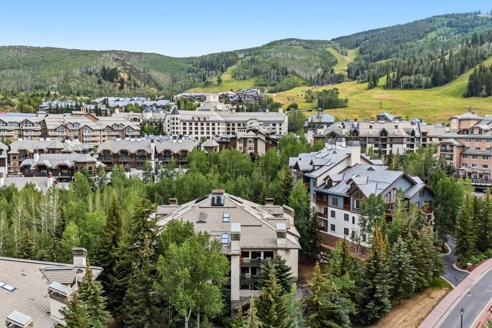 The ultimate mountain lifestyle in this stunning resort community, where luxury living meets outdoor adventure