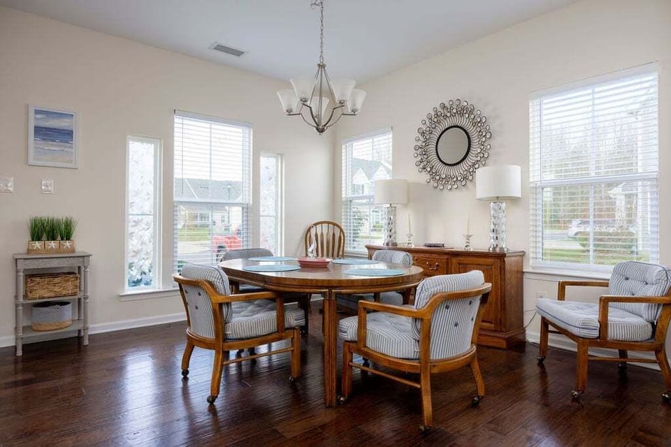 Spacious Dining Room
