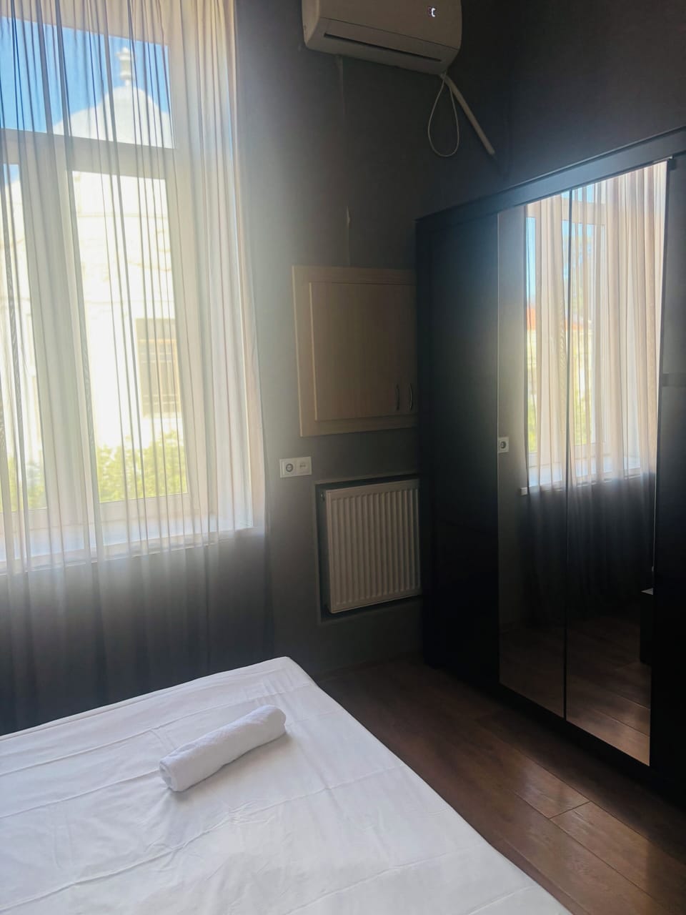 Classic Double or Twin Room, City View | Iron/ironing board (on request), WiFi (free)