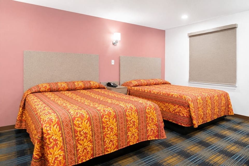 Double Room | Desk, free WiFi
