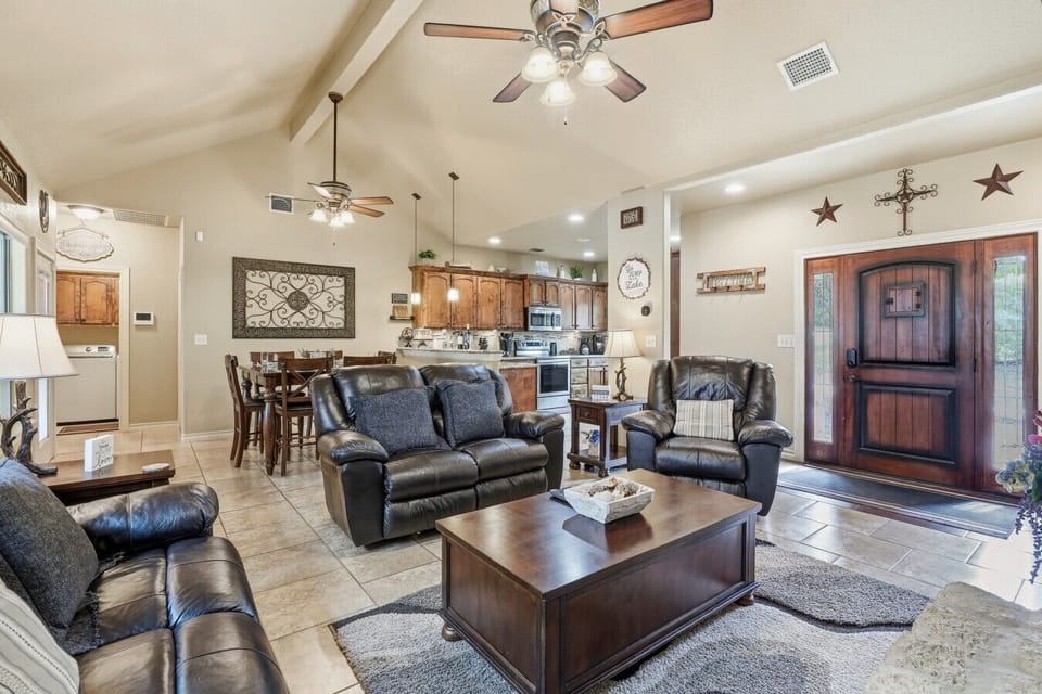 Living Room | Leather Sofas | Open Layout