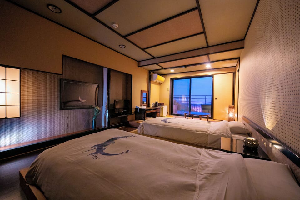 In-room safe, desk, WiFi (free), bed sheets