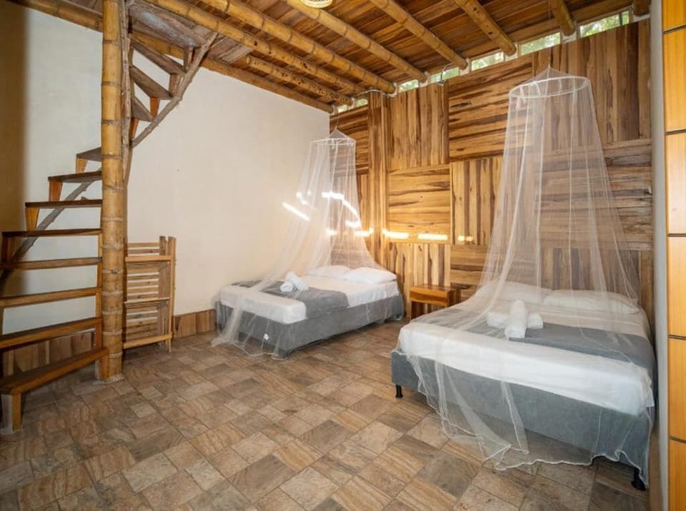 Classic Quadruple Room, Balcony | WiFi (free)