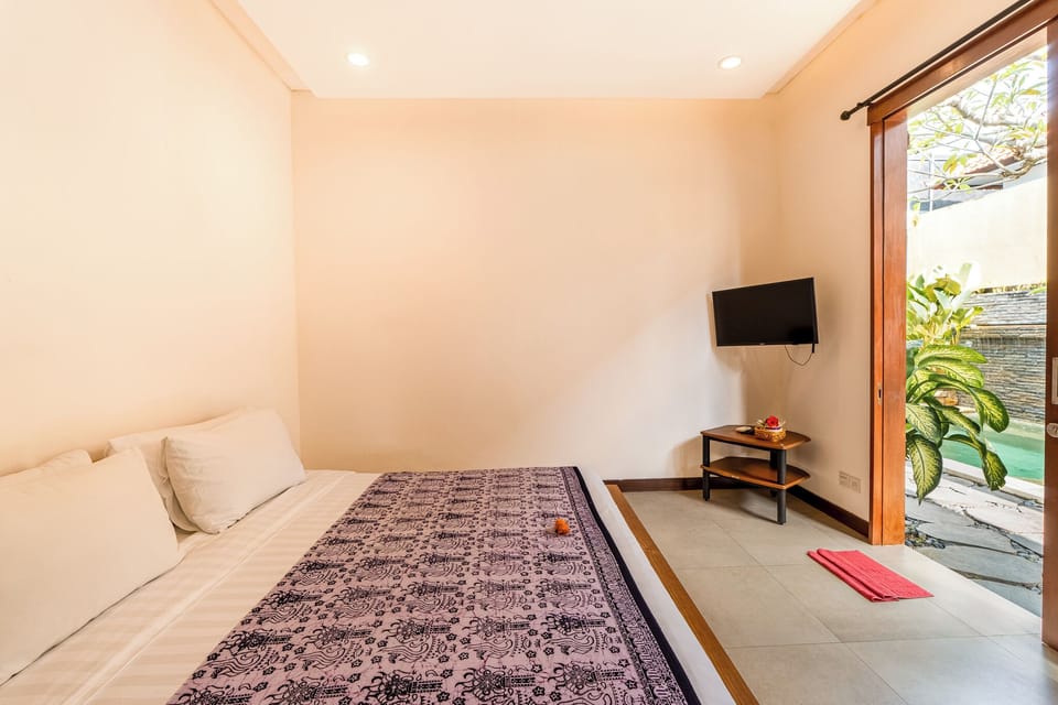 Villa, Patio, Pool View | Iron/ironing board, free WiFi