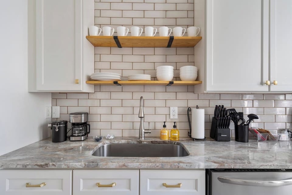 Complimentary coffee and tea — your mornings are covered