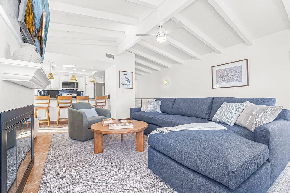 Spacious living room designed for easy beachside living
                
