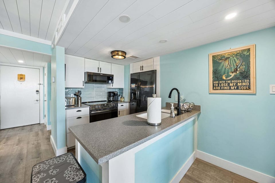 Fully equipped kitchen
