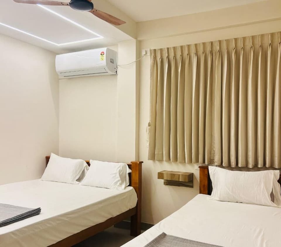 Deluxe Triple Room | Blackout drapes, soundproofing, WiFi (free)