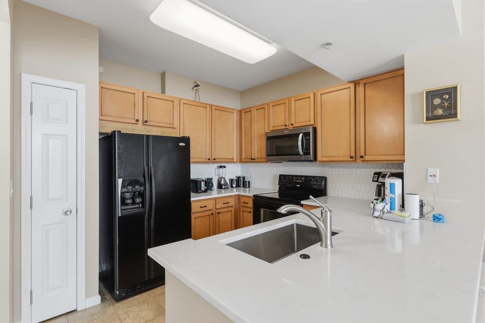 The kitchen is very well-equipped