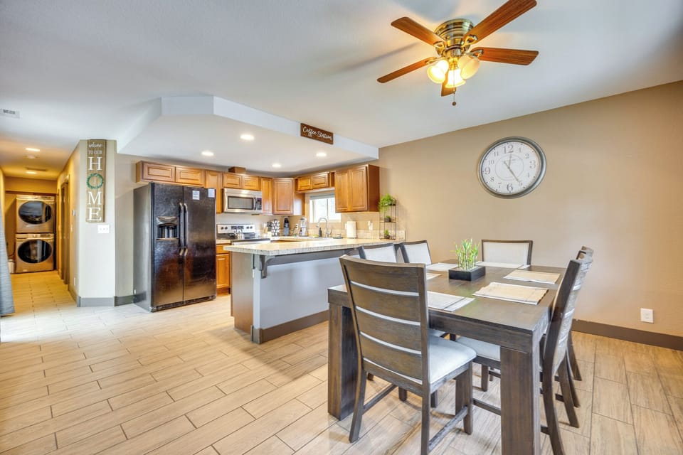 Dining Table | Kitchen
