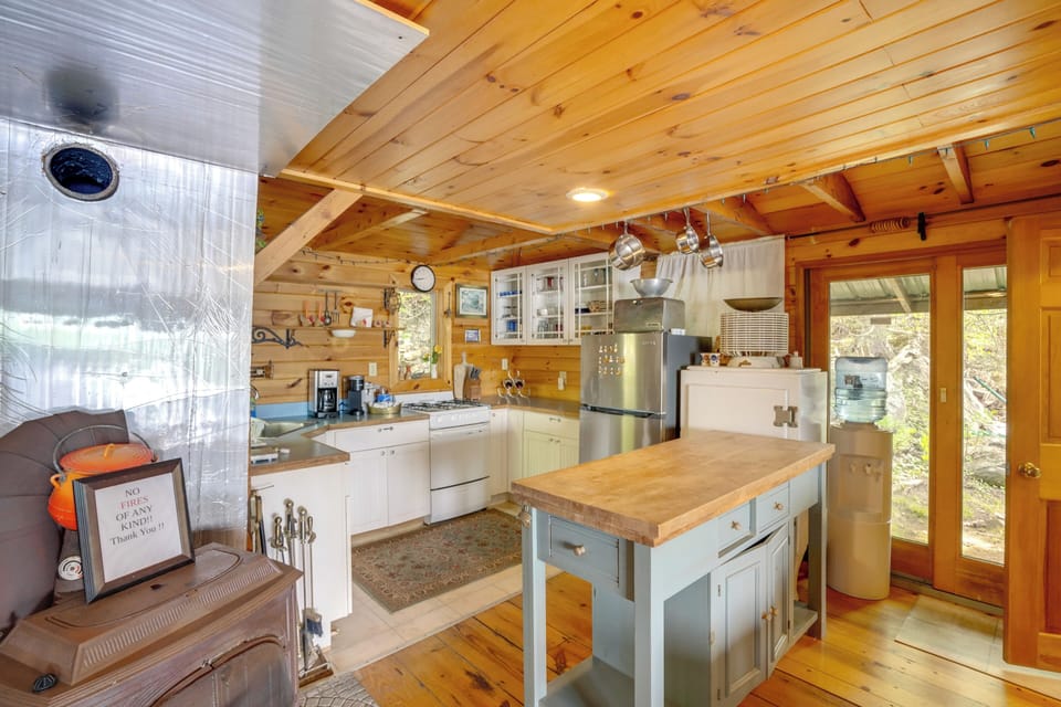 Kitchen | 1st Floor