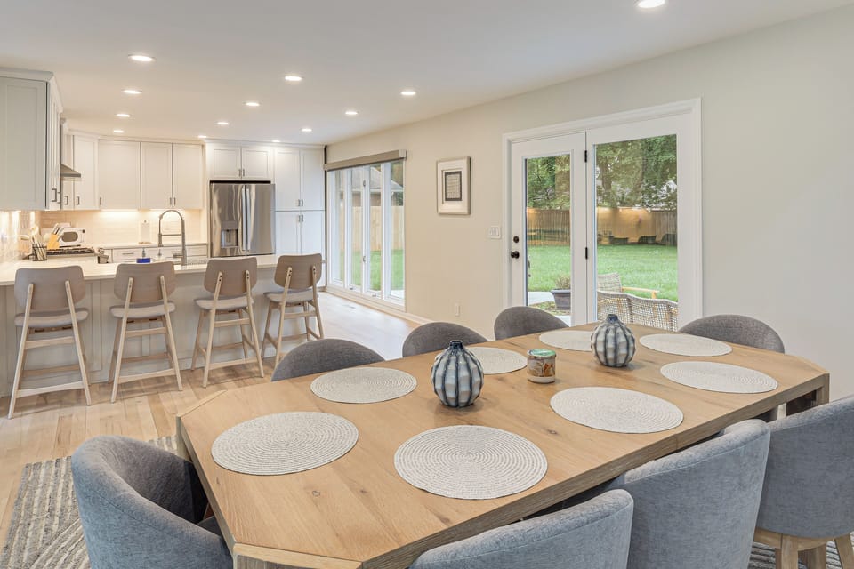 House (5 Bedrooms) | Interior