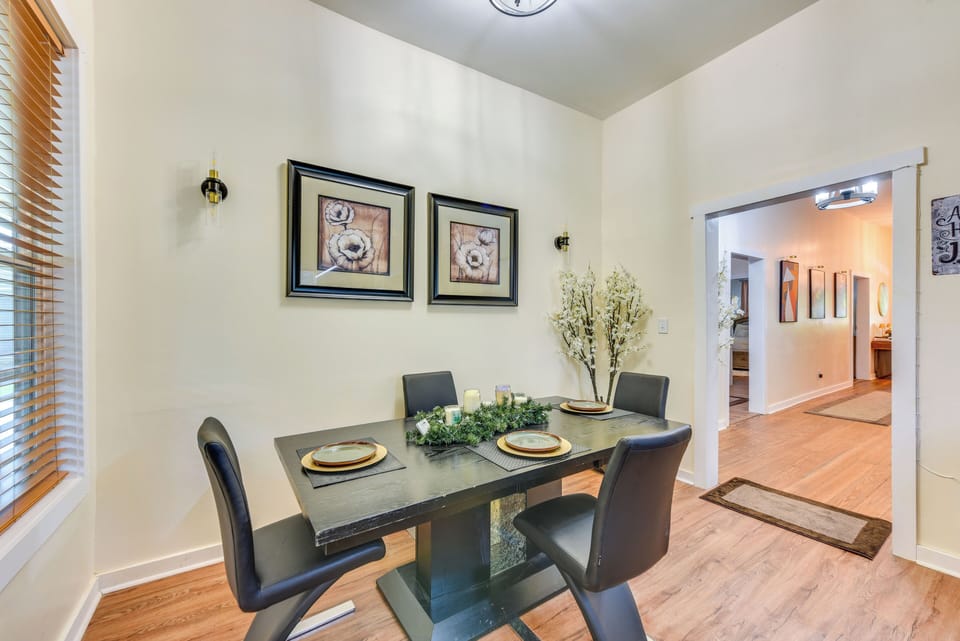 House (4 Bedrooms) | Interior