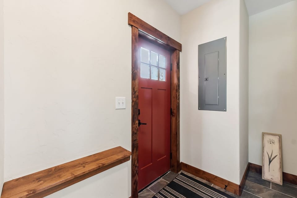 Side door