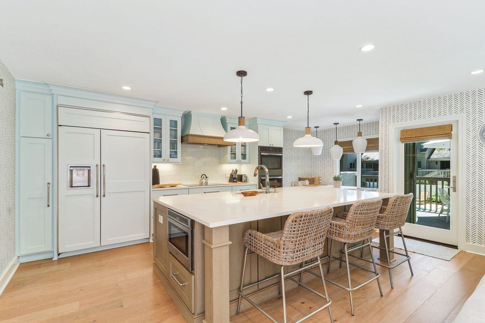 39 Turtle Lane | Massive kitchen with top of the line appliances - 39 Turtle Lane | Massive kitchen with top of the line appliances
