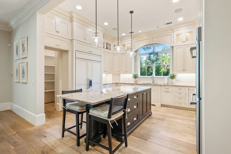 135 Mooring Buoy | Massive kitchen w/ updated appliances - 135 Mooring Buoy | Massive kitchen w/ updated appliances