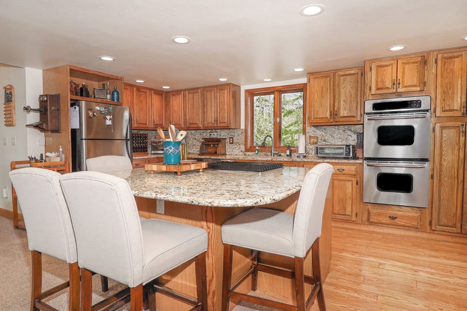 Eat In Kitchen Area
