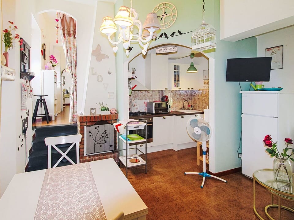 Furniture, Interior Design, Flooring, Floor, Ceiling, Room, Lighting, Light Fixture, Home, Apartment