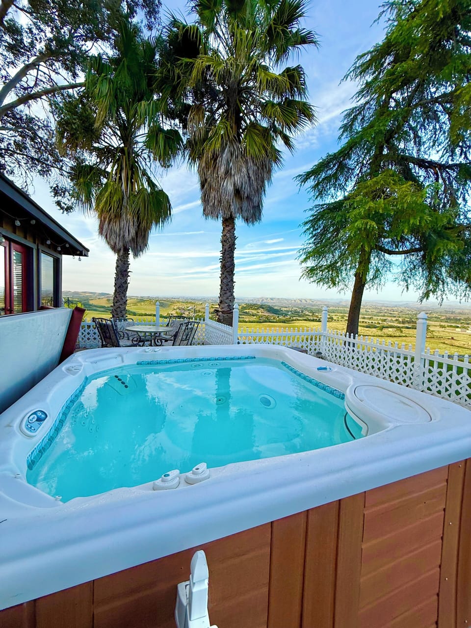 Hot Tub overlooking  paso robles' rolling hills