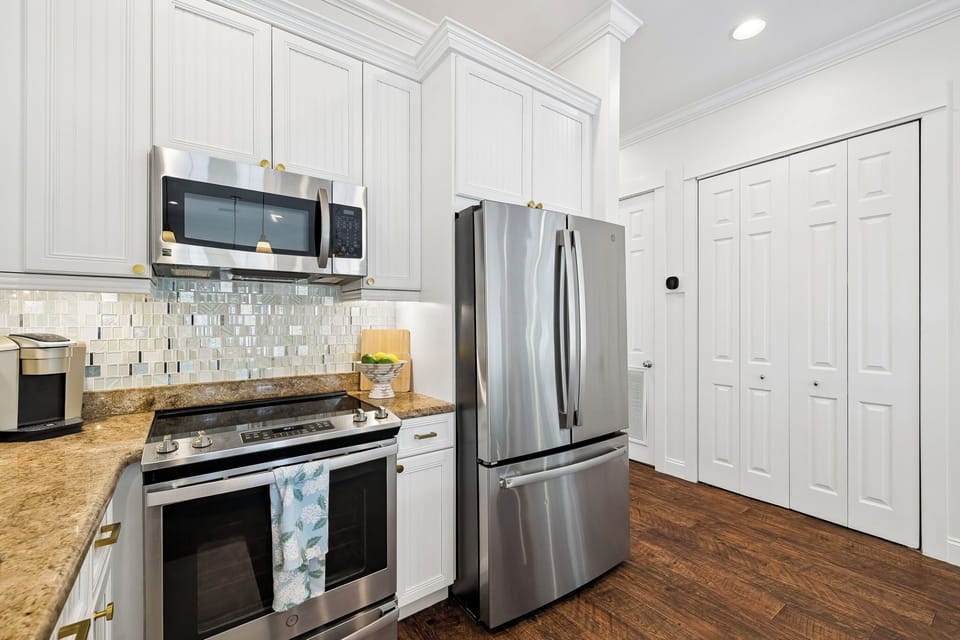 Offering High-End, Stainless Steel Appliances