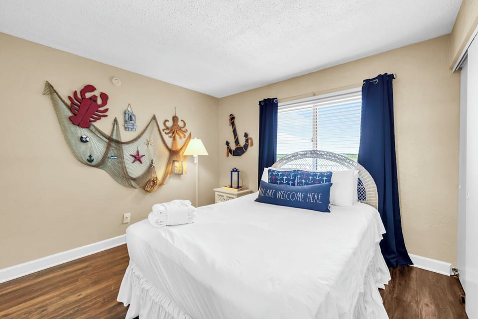 Guest bedroom