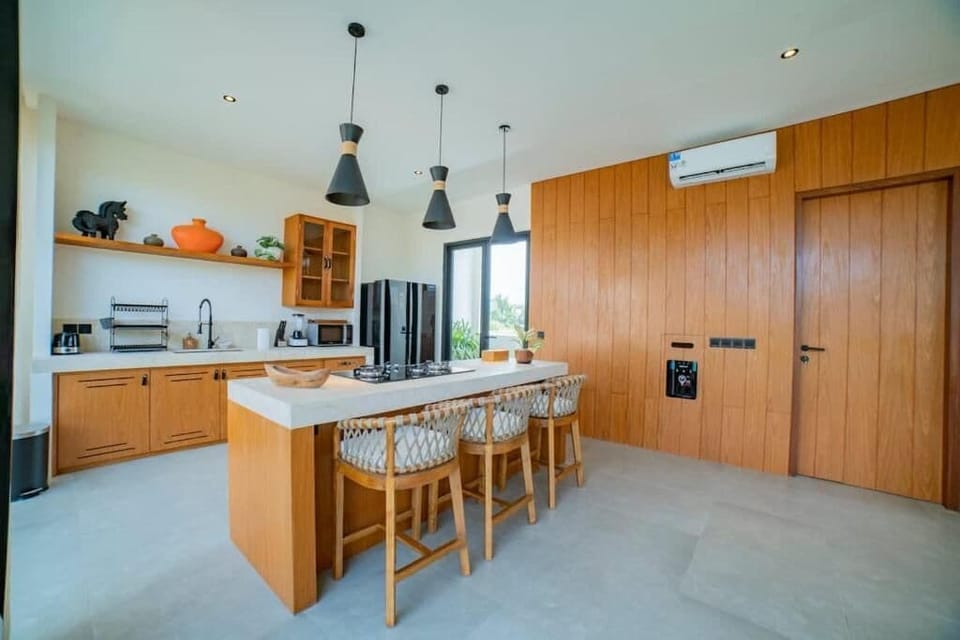 Deluxe Villa, 2 Bedrooms, Patio | Private kitchen | Fridge, microwave, stovetop, cookware/dishes/utensils
