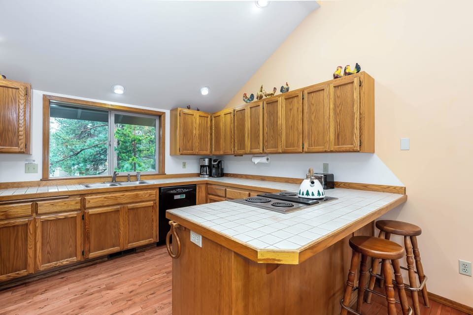 Kitchen - Main Level