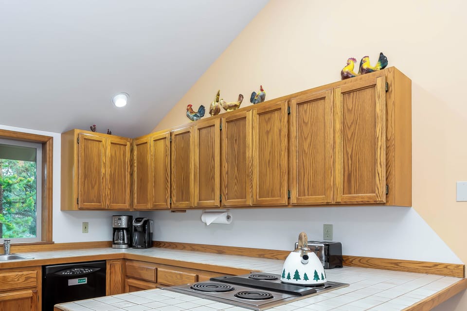 Kitchen - Main Level