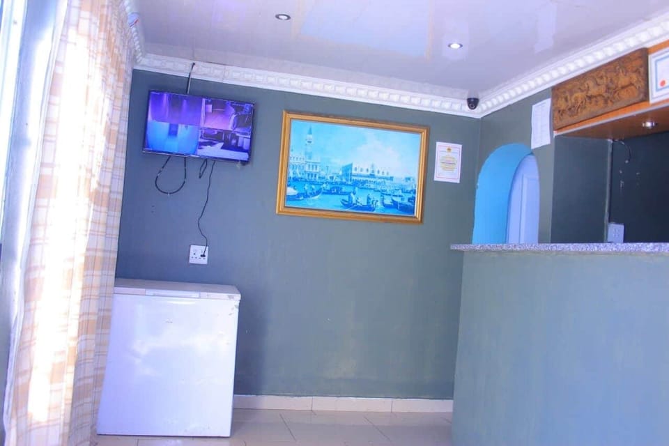 Room | Lobby