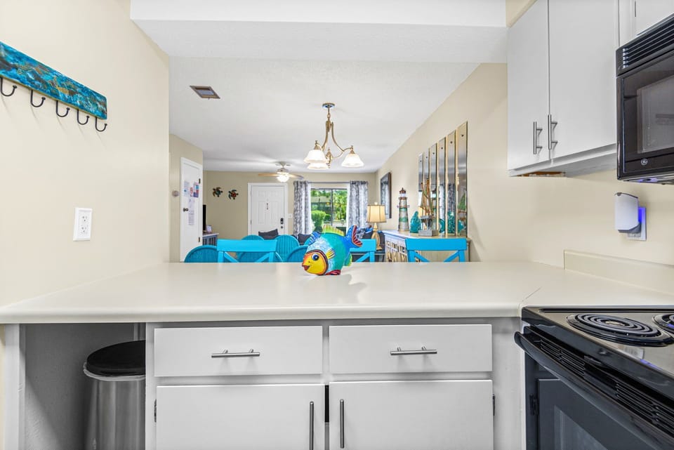 Townhome, Multiple Beds, Garden View (Portside Resort V2) | Private kitchen