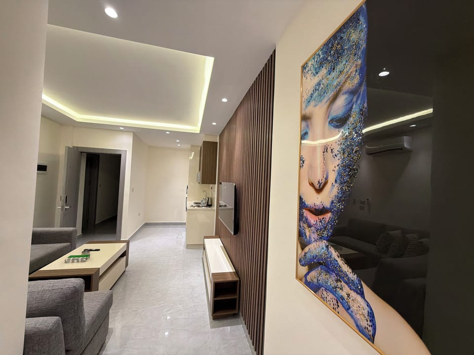 Apartment, 1 Bedroom, Accessible, Smoking | Living room