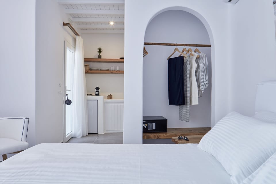 Special Offer Superior Sea View Room | Premium bedding, minibar, in-room safe, soundproofing