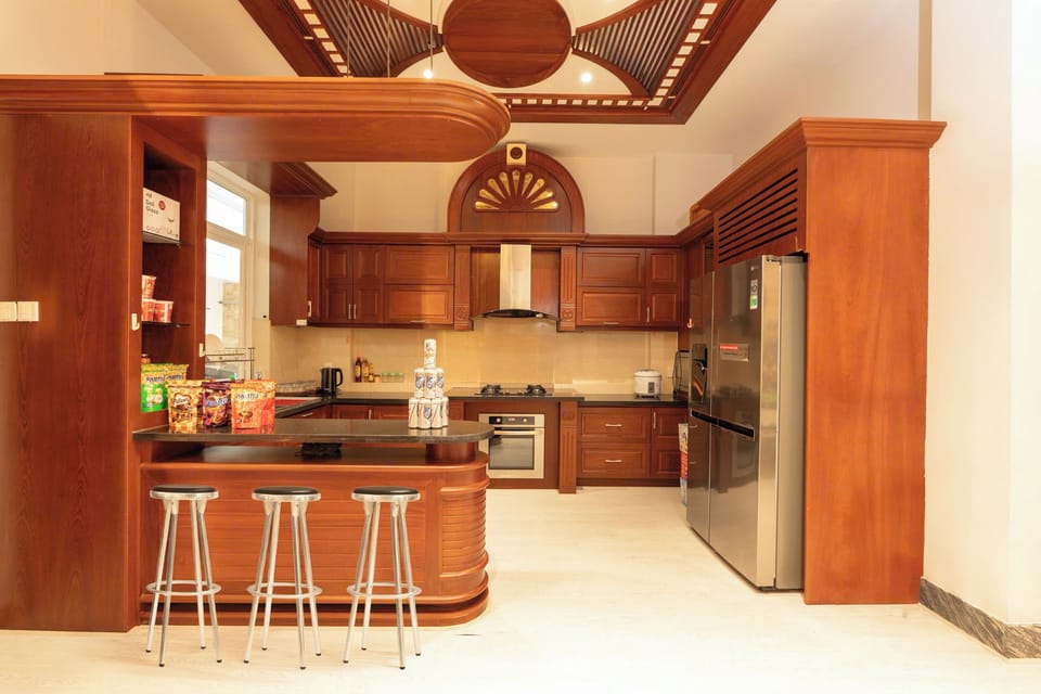 Luxury Villa, City View | Private kitchen