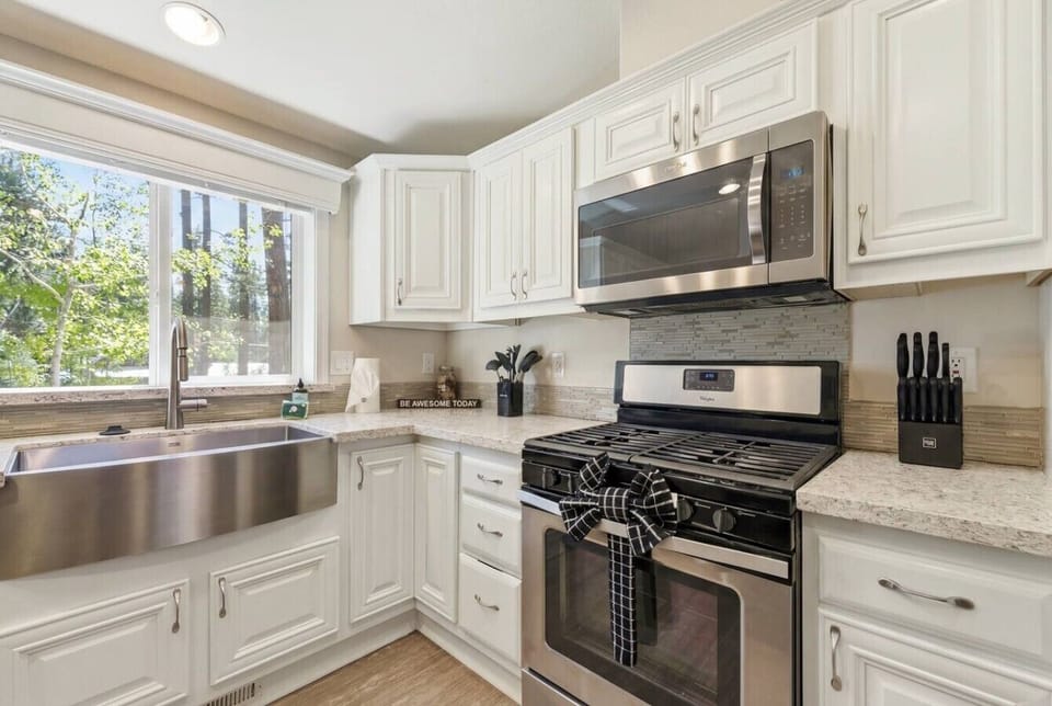 Remodeled and fully stocked kitchen