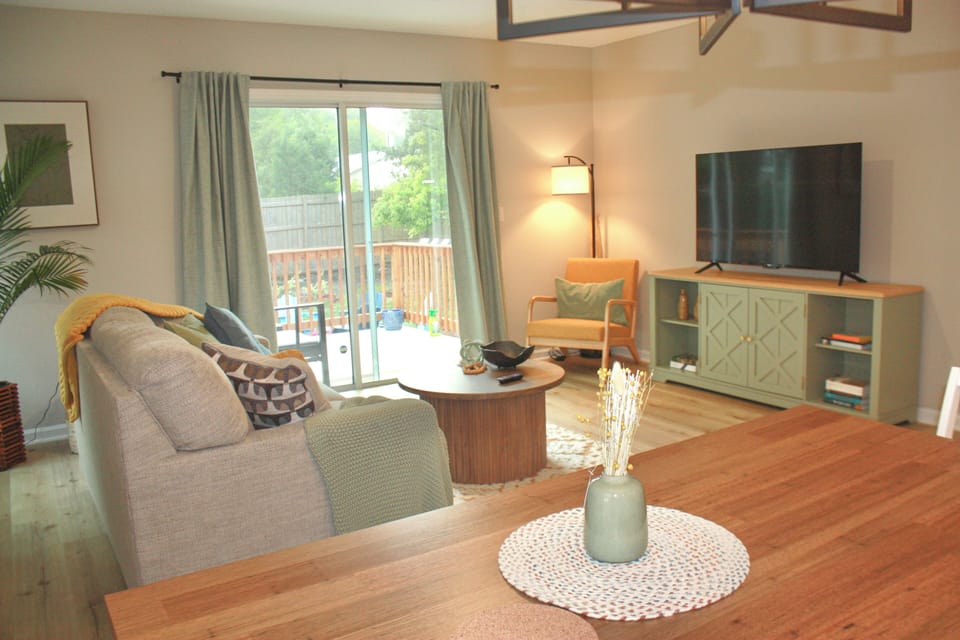 Complementary WiFi, and quite spaces to relax