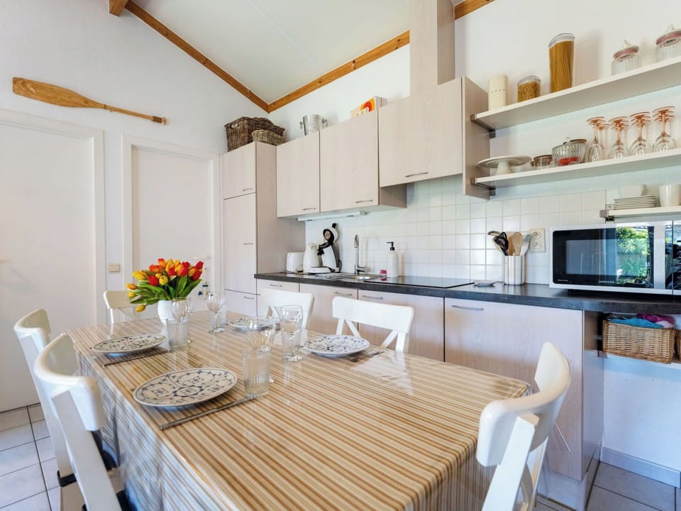 Furniture, Interior Design, Kitchen, Flooring, Wood, Countertop, Chair, Table, Kitchen & Dining Room Table, Ceiling