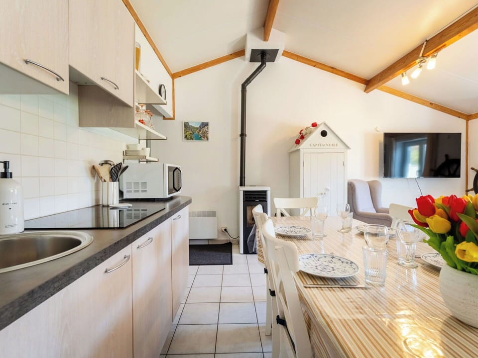 Furniture, Ceiling, Flooring, Interior Design, Door, Floor, Room, Chair, Kitchen, Countertop