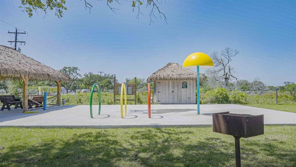 Sugar Valley RV Resort Campground/ 
RV Resort in Texas