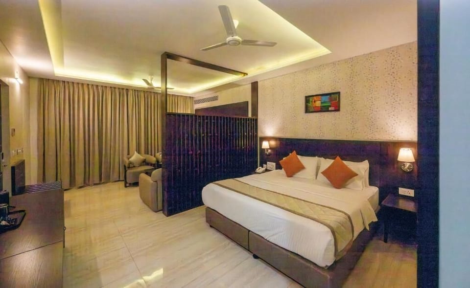 In-room safe, blackout drapes, iron/ironing board, WiFi (free)