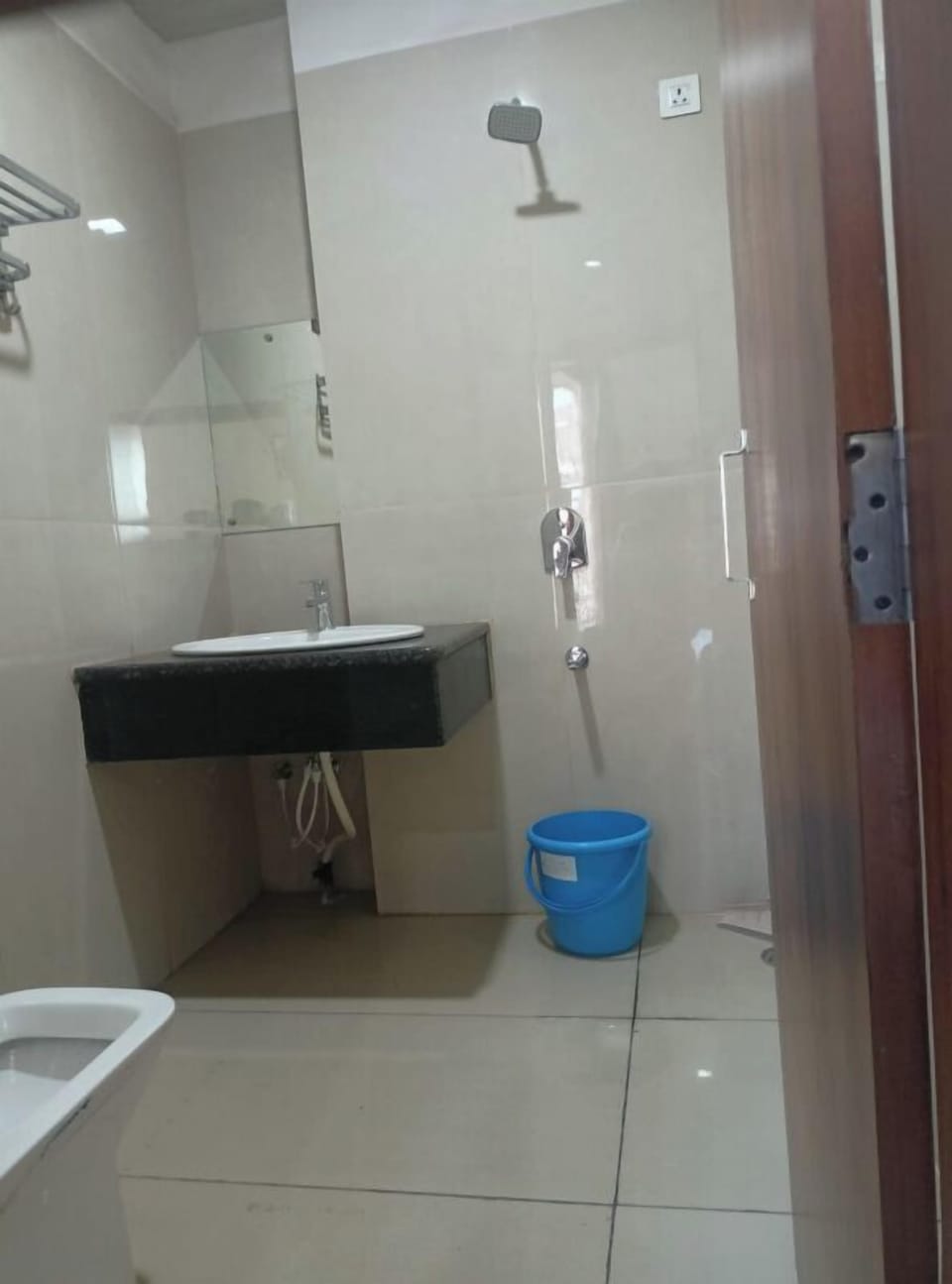 Deluxe Double Room Single Use | Bathroom