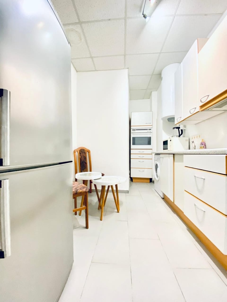 Basic Apartment | Private kitchen | Mini-fridge, microwave, oven, stovetop