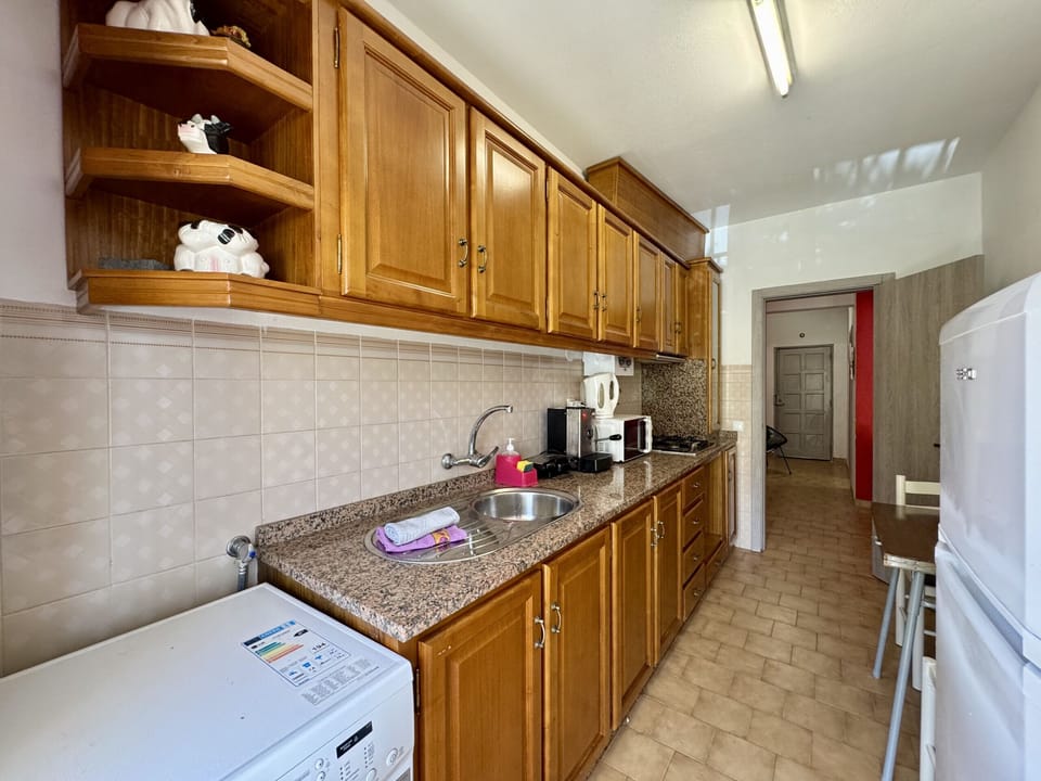 Microwave, coffee/tea maker