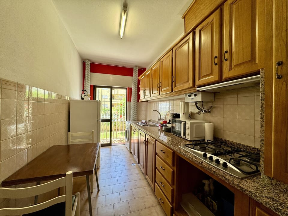 Microwave, coffee/tea maker
