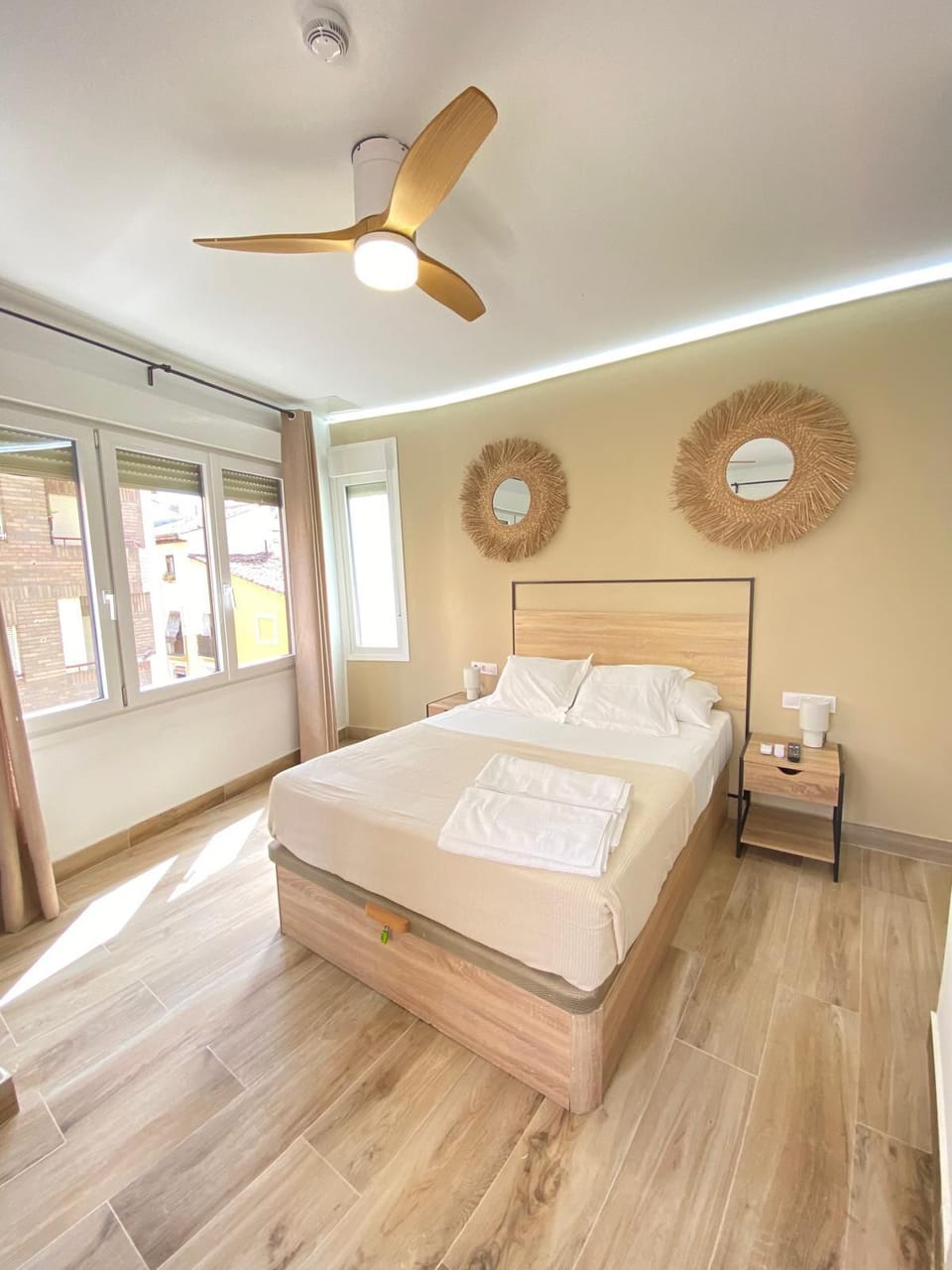 Superior Double Room | Laptop workspace, free WiFi