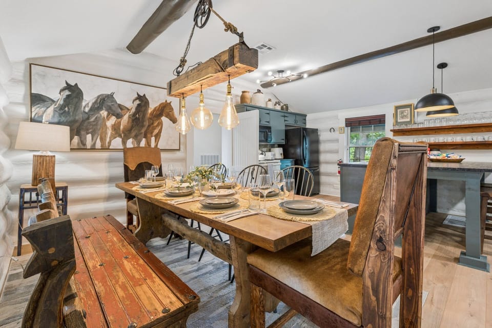 Open dining area with plenty of room to sit, eat, and enjoy a relaxed meal during your stay.