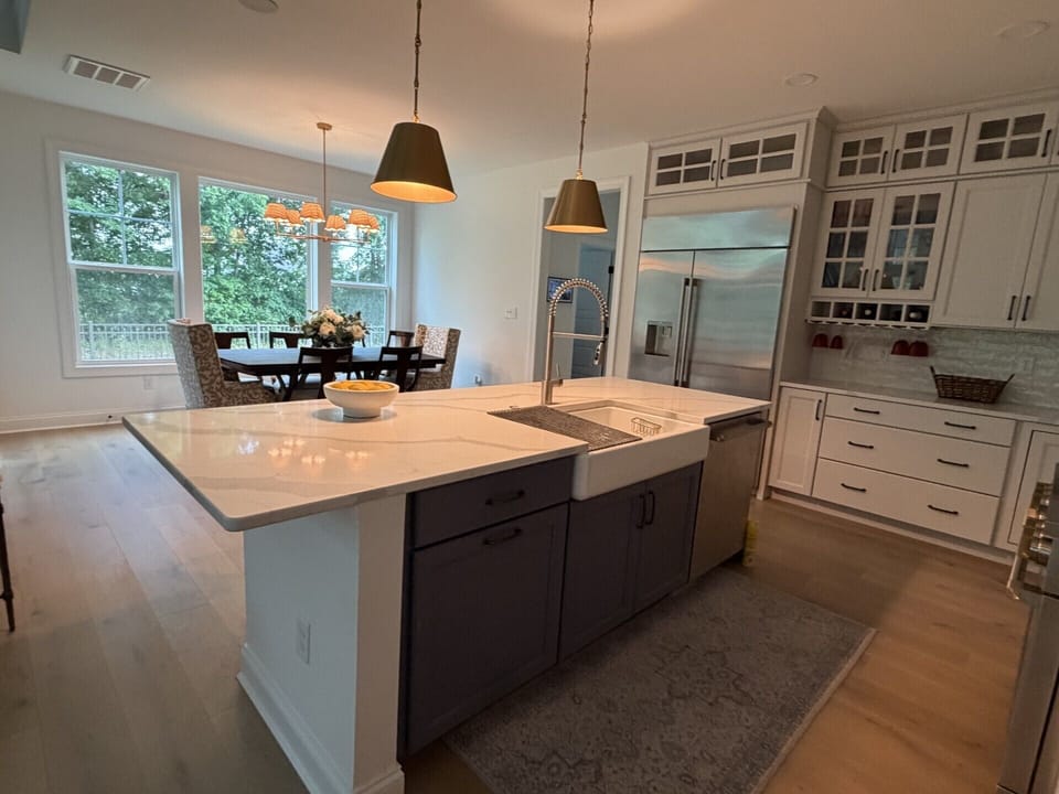 Dining & Kitchen with Counter Seating for larger gatherings.