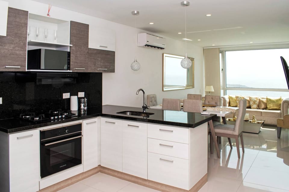 Apartment, 1 Bedroom, Smoking, Balcony | Private kitchen