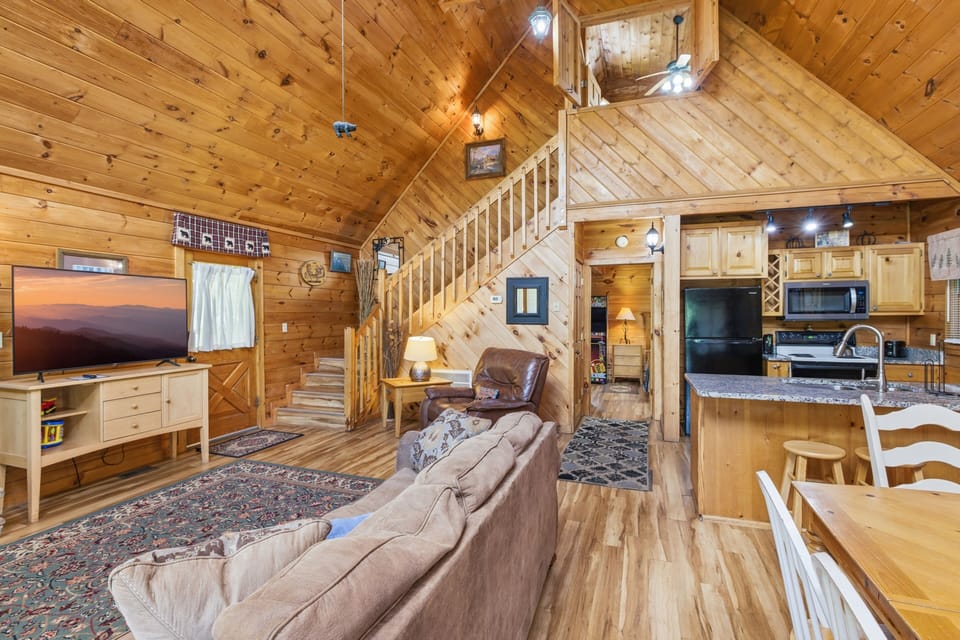 Cabin, 2 Bedrooms | Living area | Smart TV